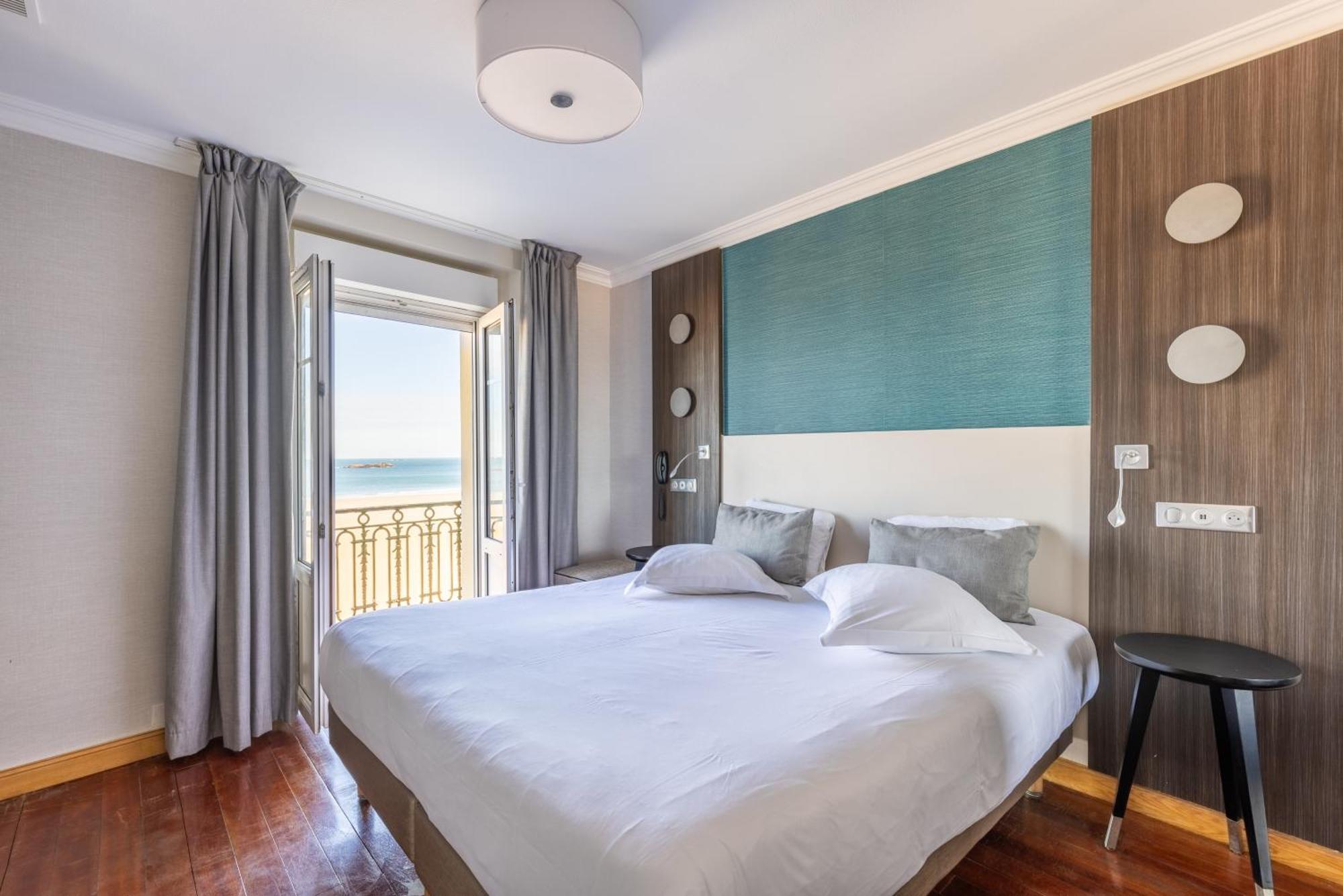 Hotel Kyriad Malo Centre 3*